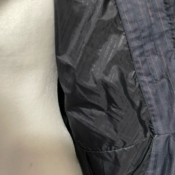 Columbia sportswear jacket - Picture 7 of 8